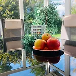 Toparti Apartmanhaz Lägenhet