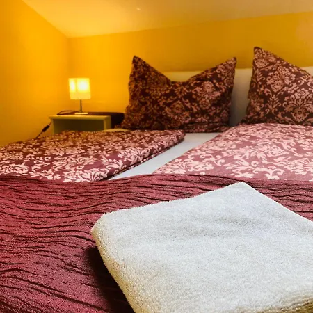 Toparti Apartmanhaz *