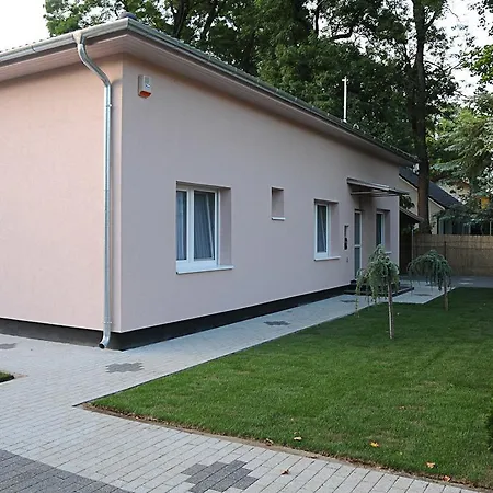 Apartment Toparti Apartmanhaz