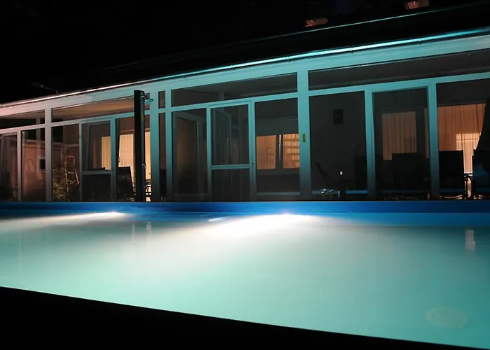 Toparti Apartmanhaz Lägenhet